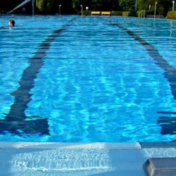 Tratamiento de piscinas Valencia - Depuración y tratamiento